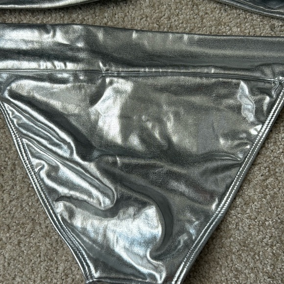 New Marciano silver bikini SET - Picture 6 of 11